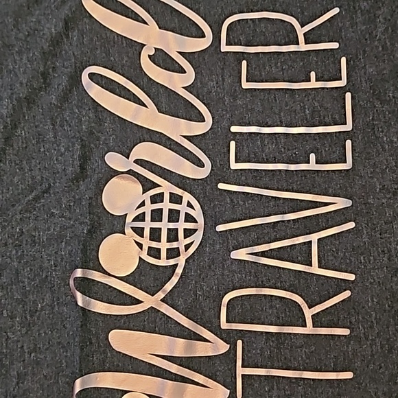 🔥Disney shirt🔥 - Picture 2 of 4